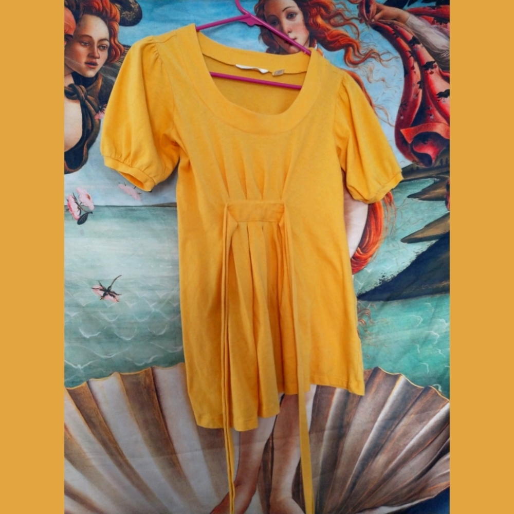 BRIGHT YELLOW TIE-WAIST SHIRT